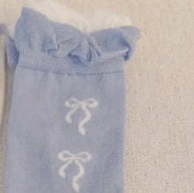 Load image into Gallery viewer, Women’s Socks | Blue and Cream Bows