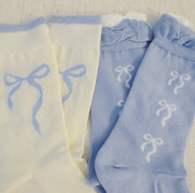 Load image into Gallery viewer, Women’s Socks | Blue and Cream Bows