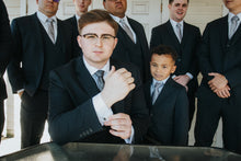 Load image into Gallery viewer, Men’s Satin Necktie in Silver | Classic Solid Light Gray Tie