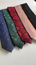 Load image into Gallery viewer, Men’s Necktie in Deep Red Roses