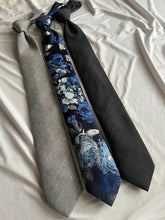 Load image into Gallery viewer, LIMITED Men’s Necktie in Silver Blue Floral