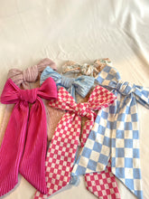 Load image into Gallery viewer, Spring Collection Bows