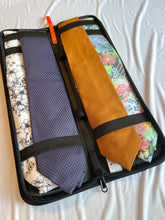 Load image into Gallery viewer, Travel Necktie Case