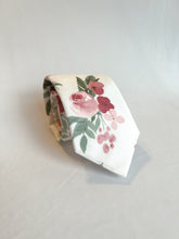 Load image into Gallery viewer, Men’s Necktie in Mauve and Sage Floral on White