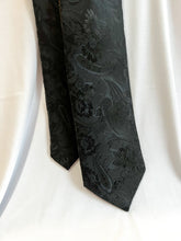 Load image into Gallery viewer, Men’s Necktie in Black Paisley Floral