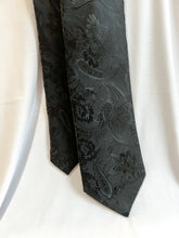 Load image into Gallery viewer, Men’s Necktie in Black Paisley Floral