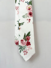 Load image into Gallery viewer, Men’s Necktie in Mauve and Sage Floral on White