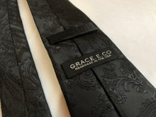 Load image into Gallery viewer, Men’s Necktie in Black Paisley