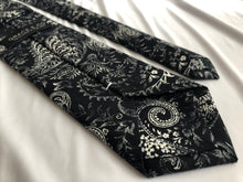 Load image into Gallery viewer, Men’s Necktie in Black and White Paisley
