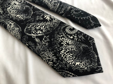 Load image into Gallery viewer, Men’s Necktie in Black and White Paisley
