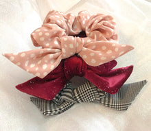 Load image into Gallery viewer, Bow Scrunchie Bundle