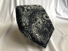 Load image into Gallery viewer, Men’s Necktie in Black and White Paisley