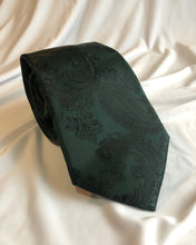 Load image into Gallery viewer, Men’s Necktie in Hunter and Black Paisley