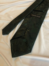 Load image into Gallery viewer, Men’s Necktie in Hunter and Black Paisley