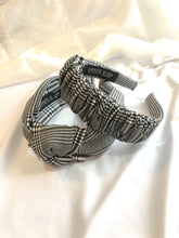 Load image into Gallery viewer, Houndstooth Twill Headbands
