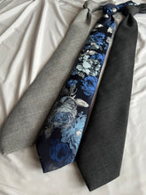 Load image into Gallery viewer, LIMITED Men’s Necktie in Silver Blue Floral
