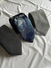 Load image into Gallery viewer, LIMITED Men’s Necktie in Silver Blue Floral
