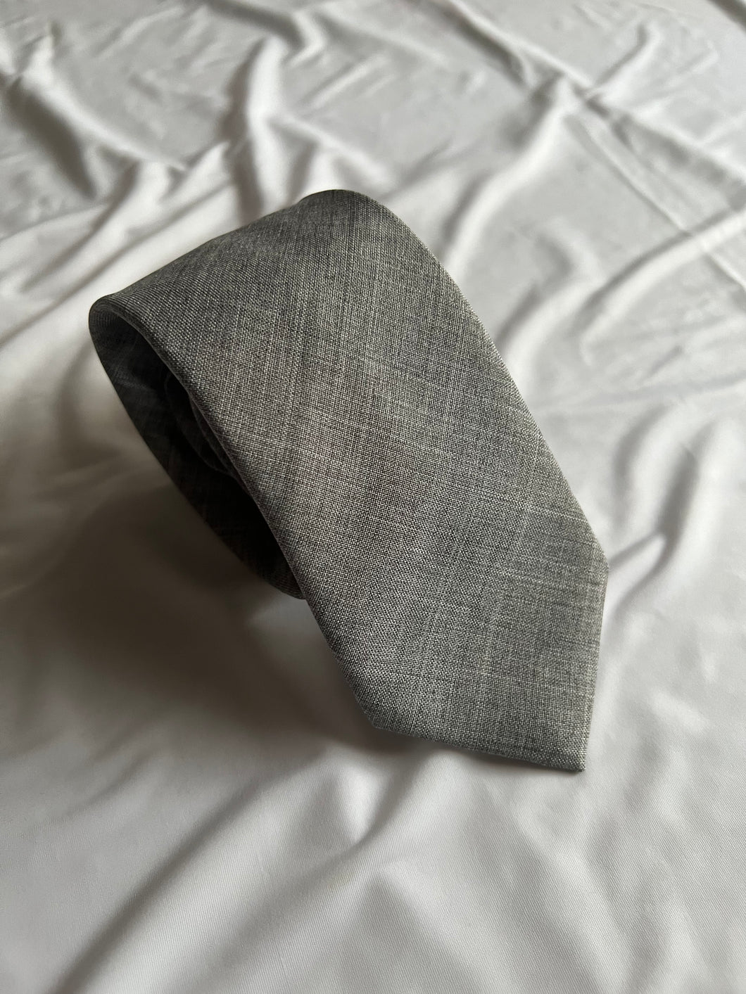 LIMITED Men’s Necktie in Steel Gray