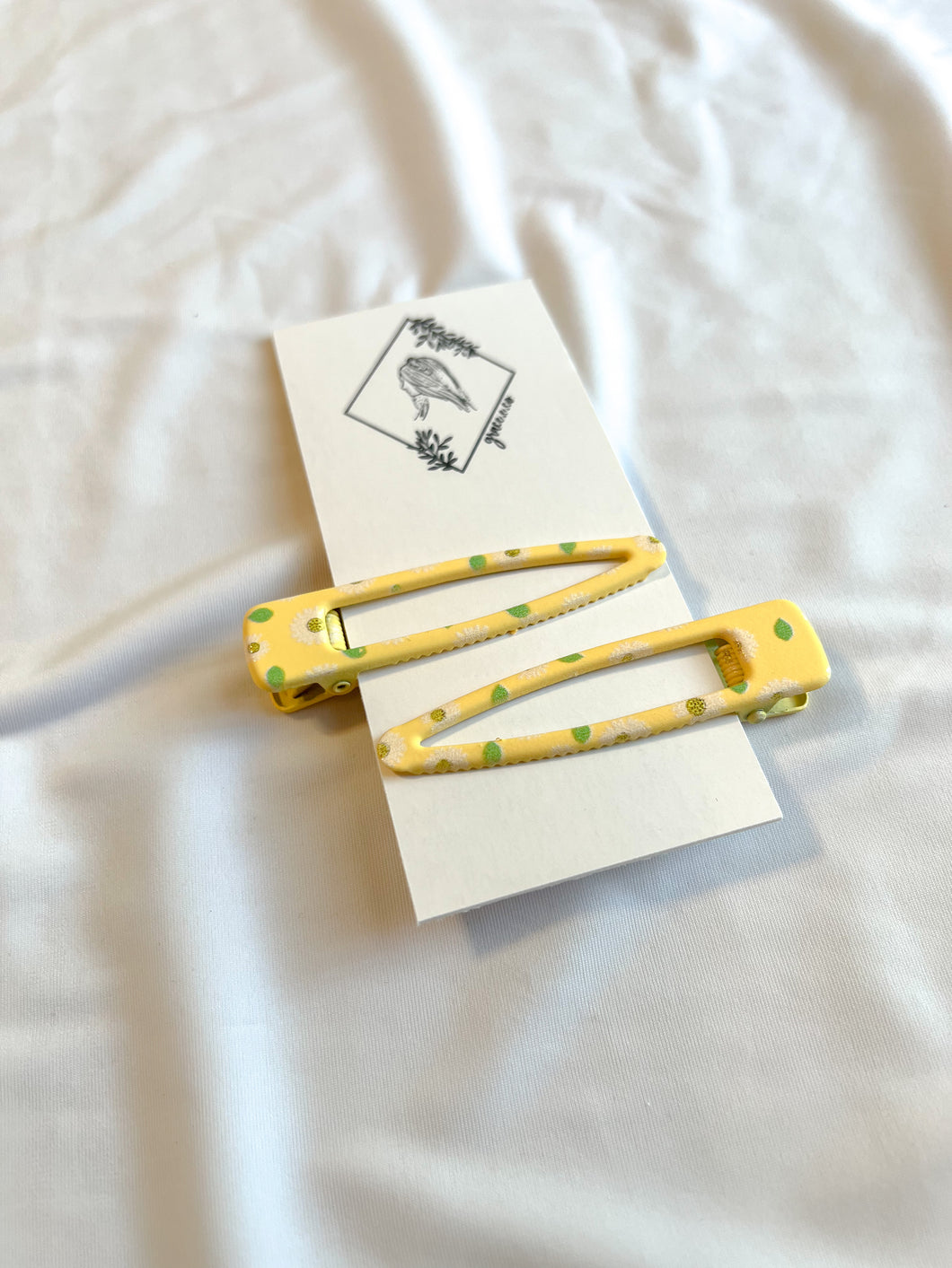 Pastel Daisy Clips