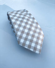 Load image into Gallery viewer, Men’s Cotton Necktie in Caramel Check
