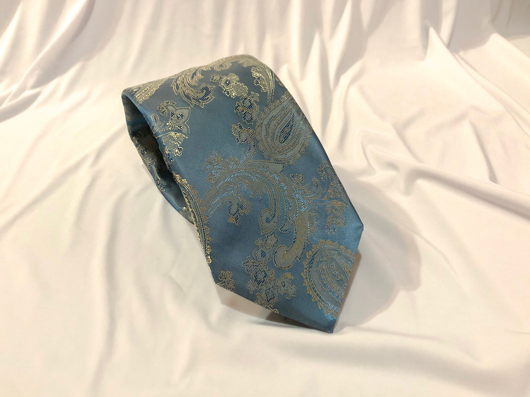 Men’s Tie in Blue and Gold Paisley