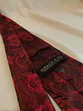 Load image into Gallery viewer, Men’s Tie in Red Paisley Floral
