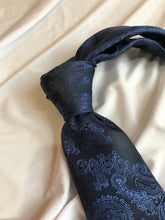 Load image into Gallery viewer, Men’s Necktie in Navy Paisley
